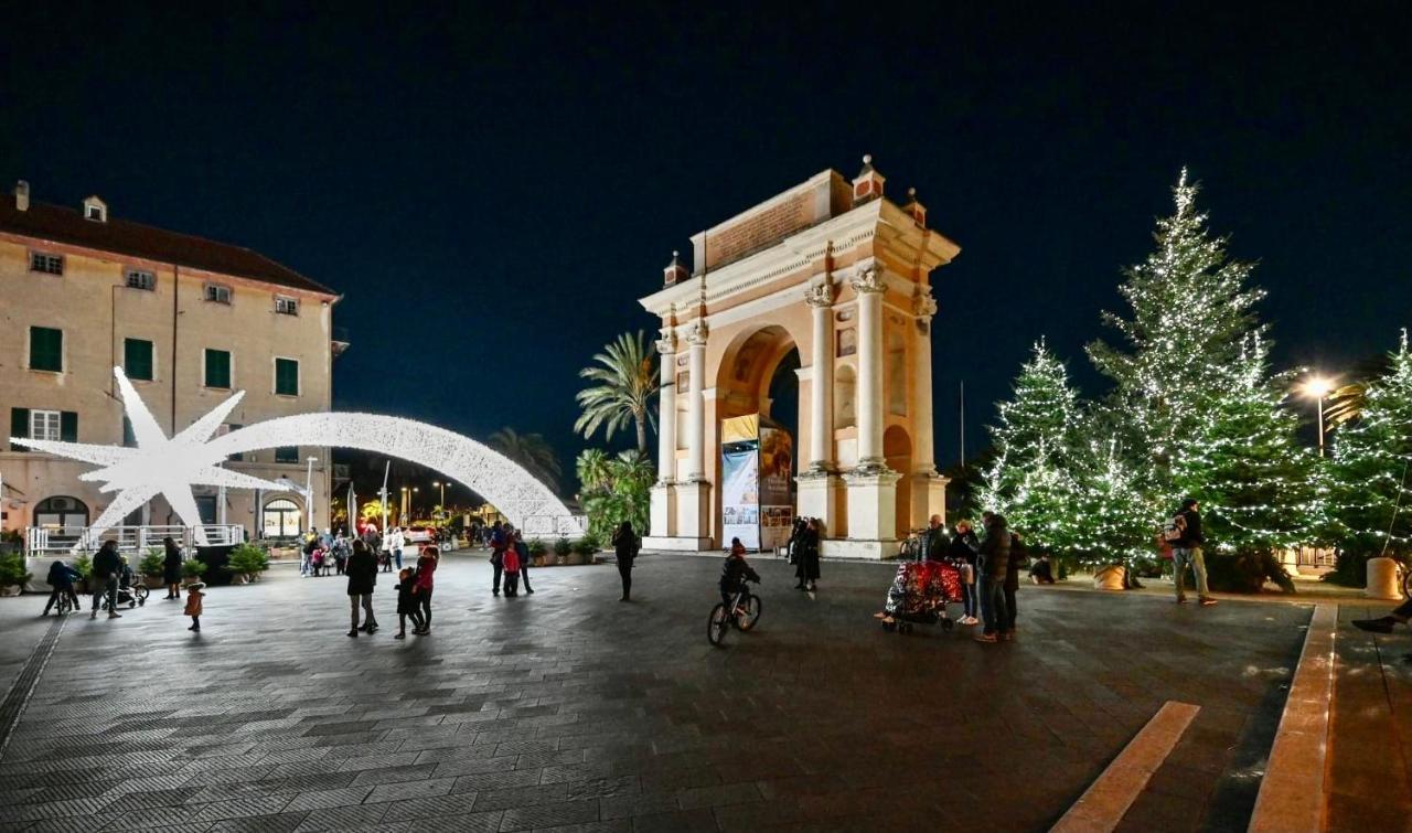 Hotel Alba Chiara ฟีนาเลลีกูเร ภายนอก รูปภาพ